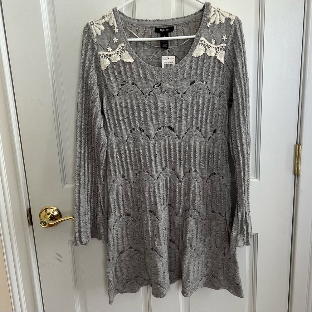 NWT Womens STYLE & CO Pretty ART OF CONTRAST Grey Sweater Size Large